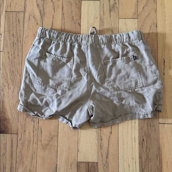 Gap | Soft Lightweight Drawstring Shorts | Khaki/Tan | size M - Picture 3 of 4